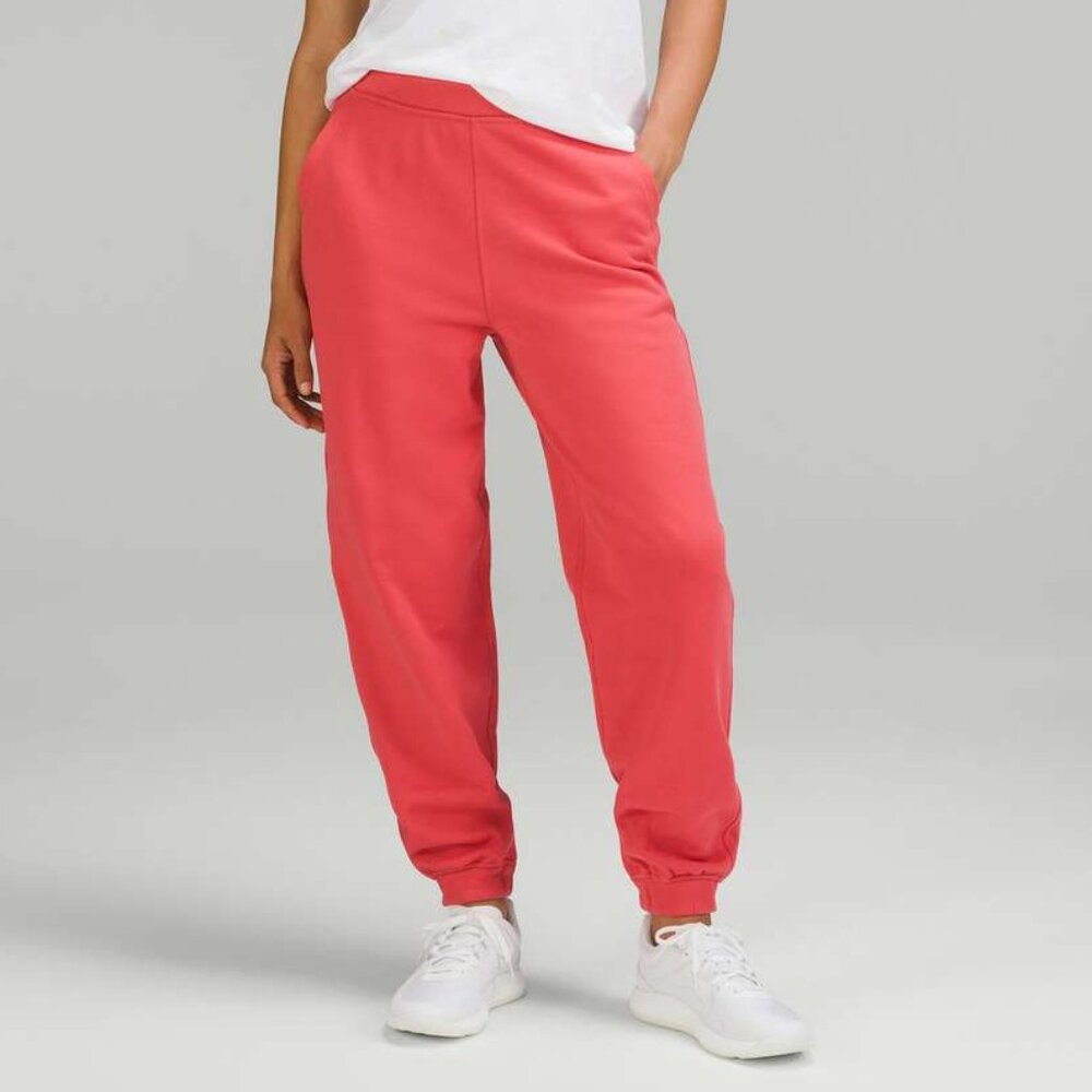 [Lululemon] Relaxed High-Rise Cropped Jogger in Pale Raspberry 12